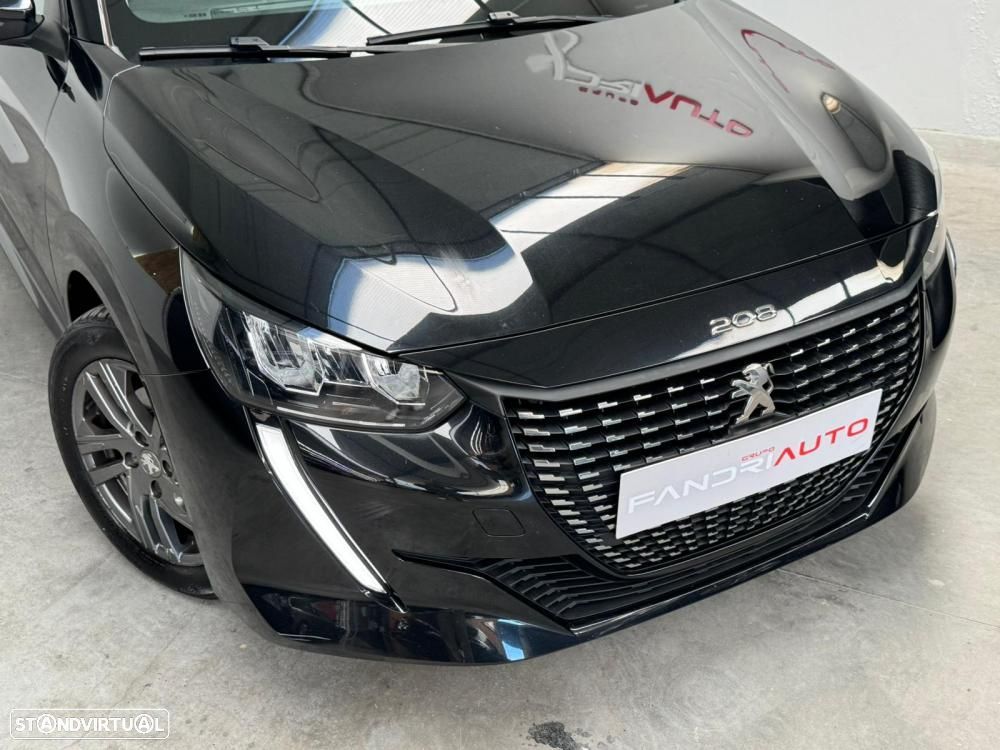 Peugeot 208 - 3