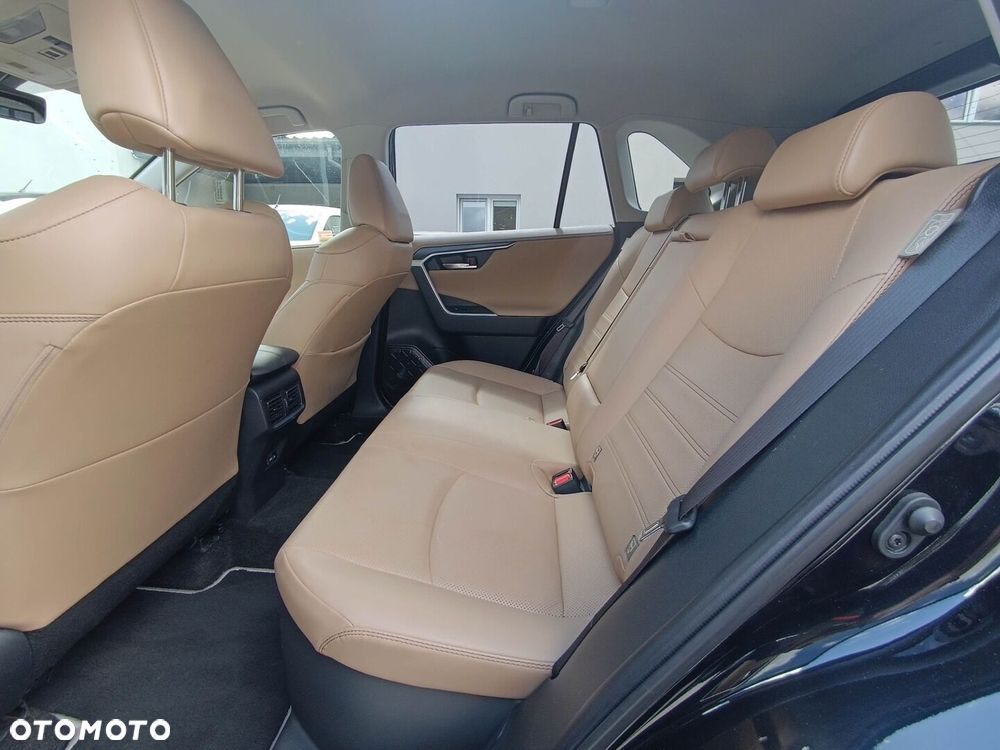 Toyota RAV4 - 7
