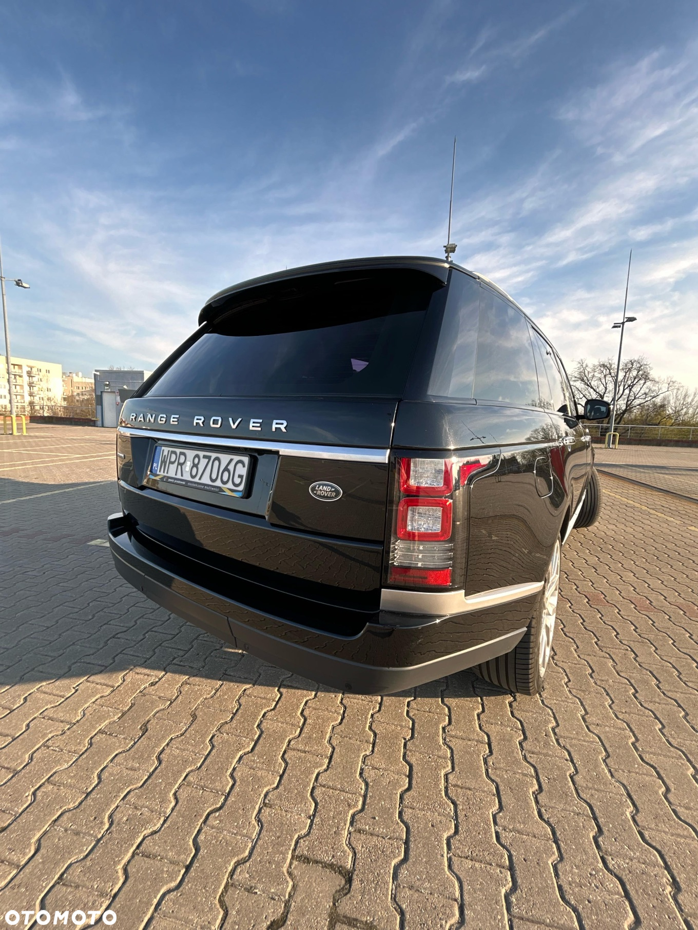 Land Rover Range Rover 4.4SD V8 LWB Vogue - 6