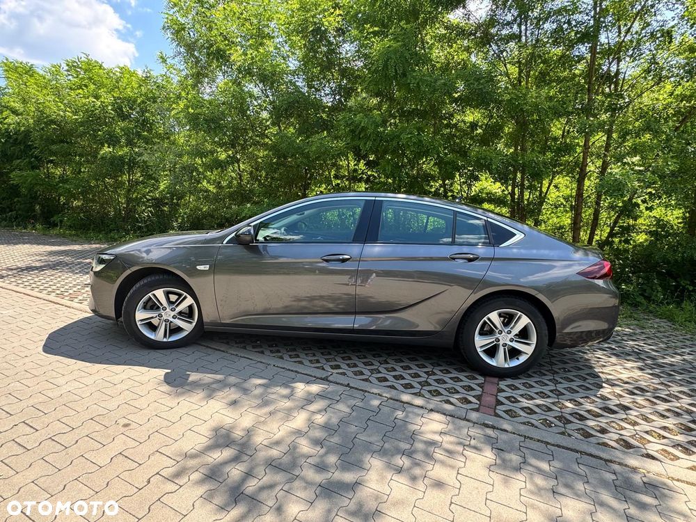 Opel Insignia - 10