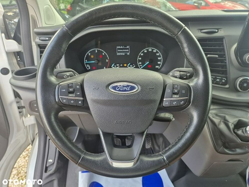 Ford Transit Custom - 27