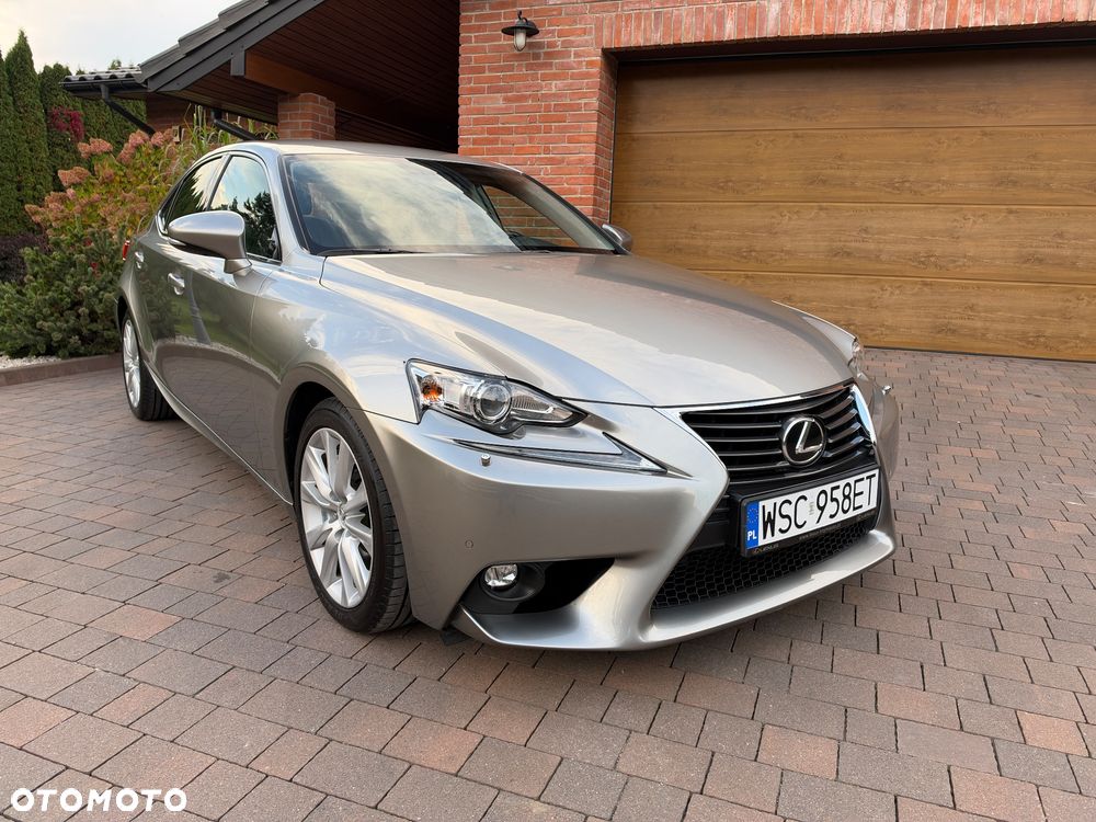 Lexus IS 200t Elite - 1