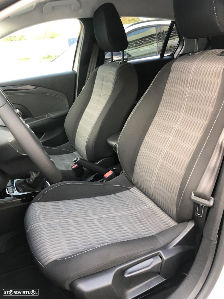 Opel Corsa 1.2 Business - 26