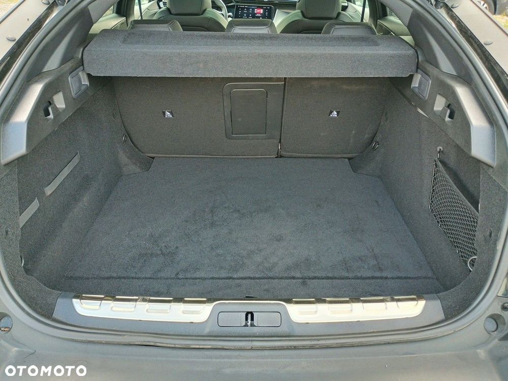 Peugeot 408 - 6