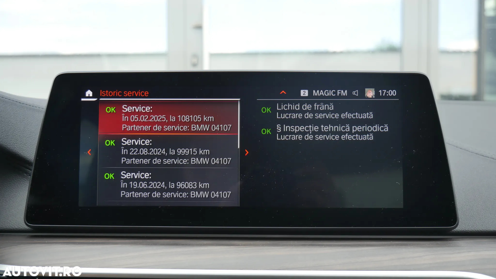 BMW Seria 5 530i Aut. Luxury Line - 28