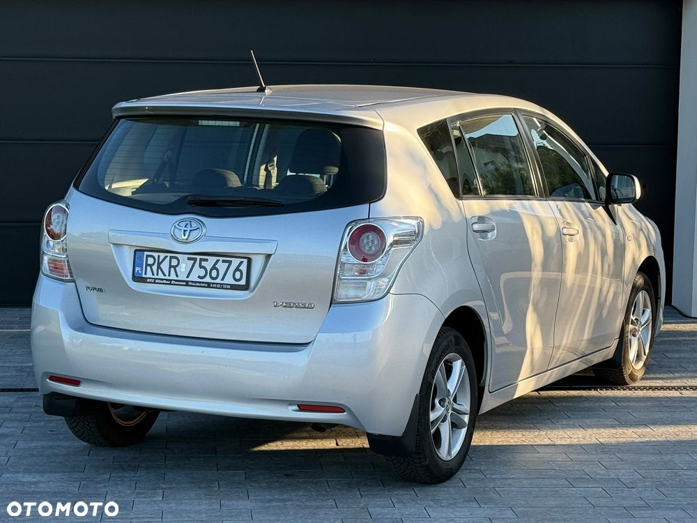 Toyota Verso 1.8 Sol - 5