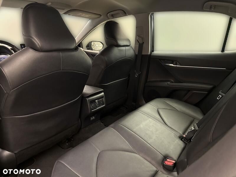 Toyota Camry 2.5 Hybrid Executive CVT - 20