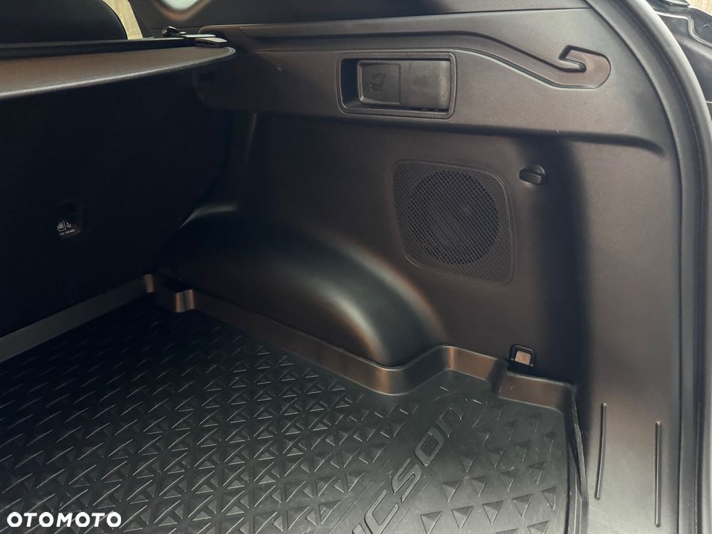 Hyundai Tucson 1.6 T-GDi Executive 2WD - 27