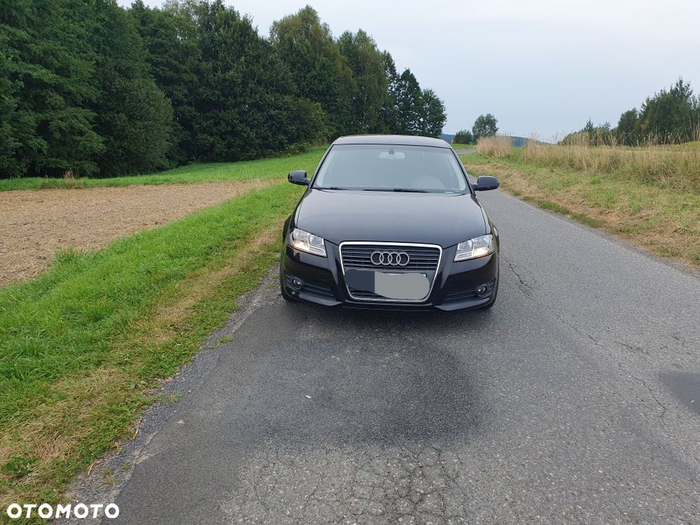 Audi A3 Sportback - 3