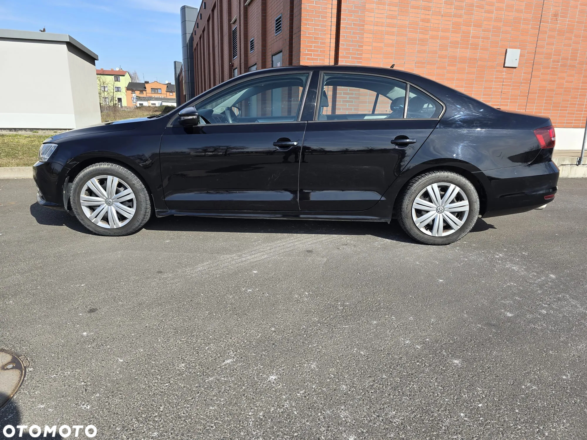 Volkswagen Jetta 2.0 TDI DPF BMT Trendline - 6