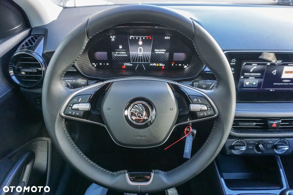 Skoda Fabia 1.0 Essence - 11