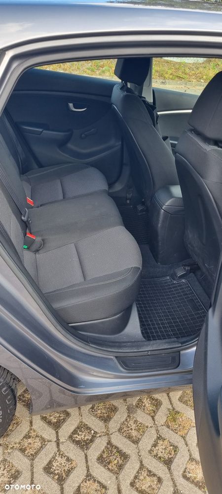 Hyundai i30 1.4 Comfort - 11