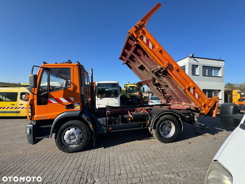 Iveco Eurocargo Wywrotka 3 str SPECJALNY Solarka Piaskarka Czołownica - 9