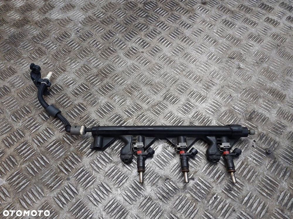 LISTWA WTRYSKOWA PEUGEOT 207 I 1.4 16V V757564580 V752817680 - 2