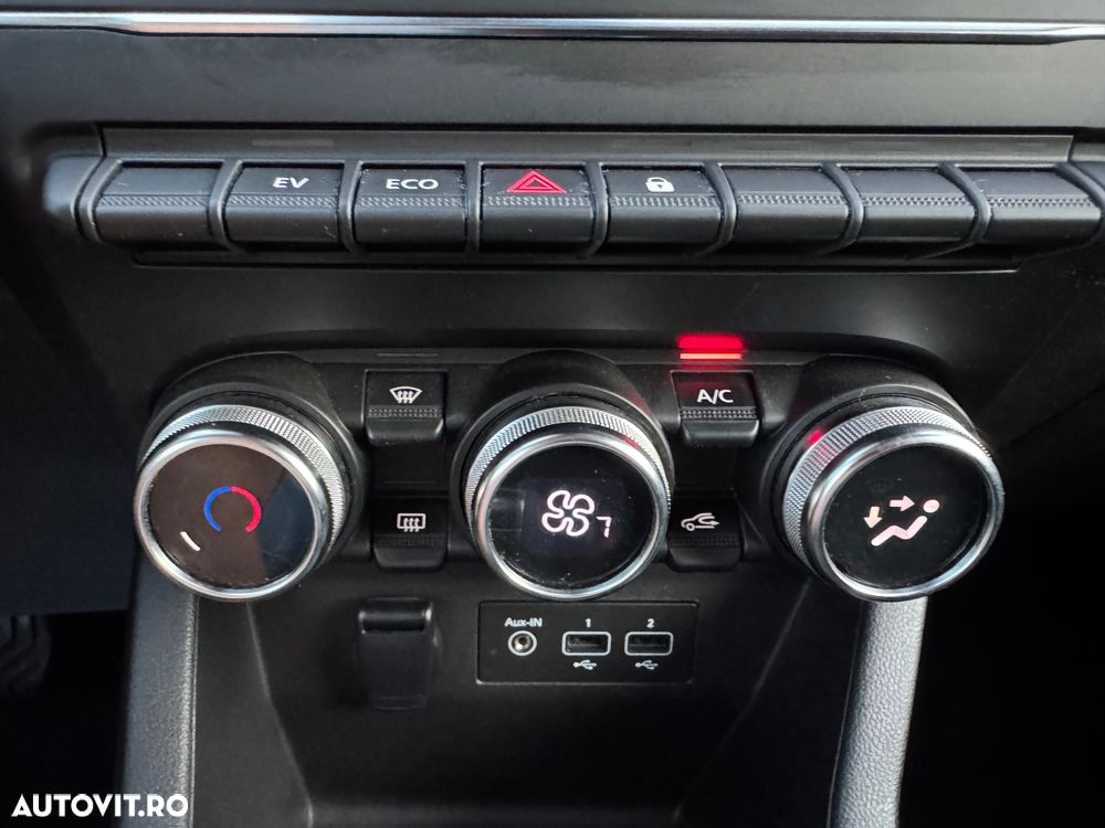 Renault Clio - 23