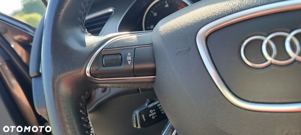 Audi A4 Avant 2.0 TDI DPF quattro S tronic Attraction - 20