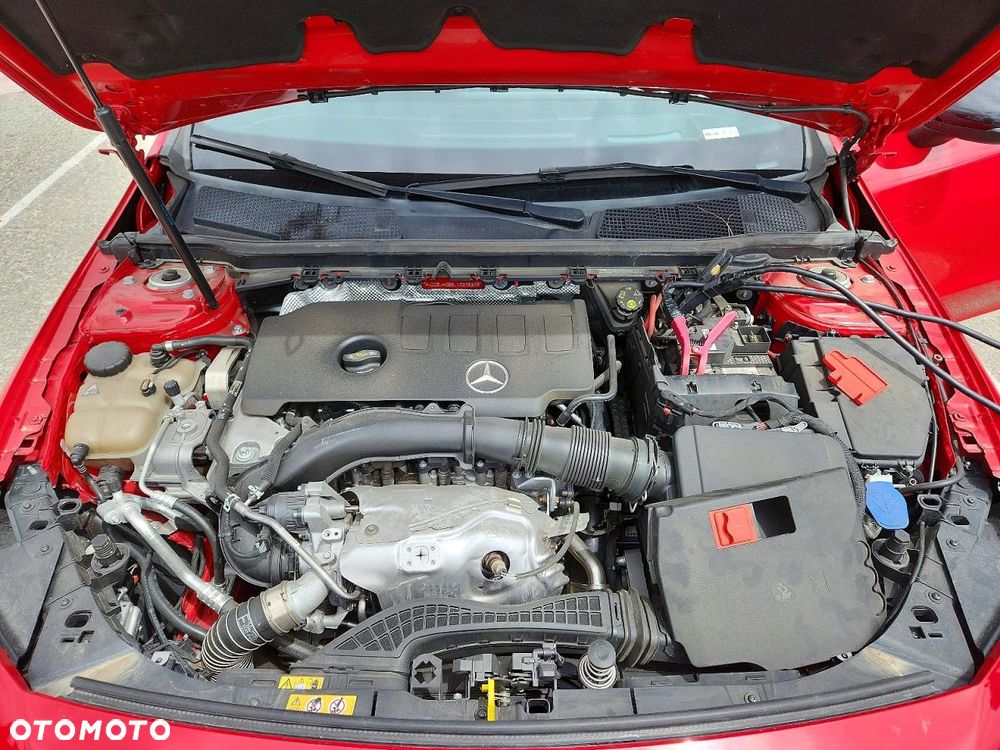 Mercedes-Benz CLA 250 4Matic 7G-DCT AMG Line - 13
