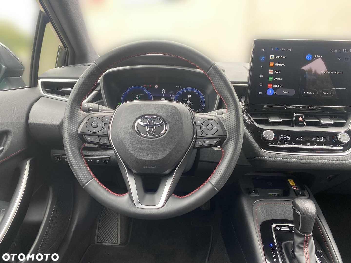 Toyota Corolla 1.8 Hybrid GR Sport Dynamic - 13
