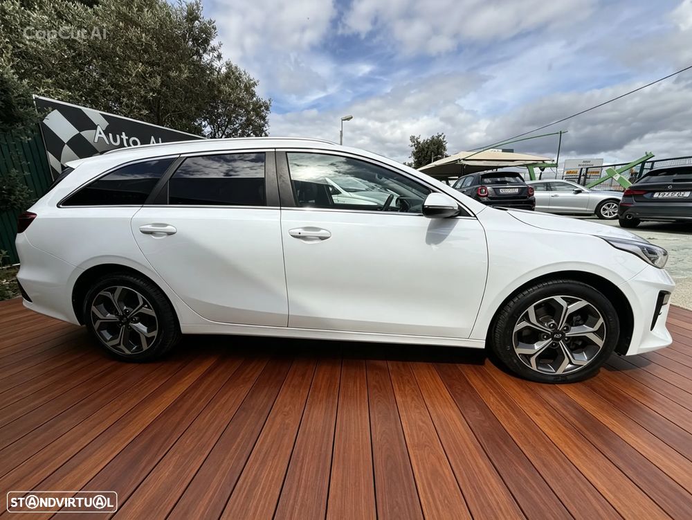 Kia Ceed SW 1.6 CRDi MHEV Drive+SRF - 2