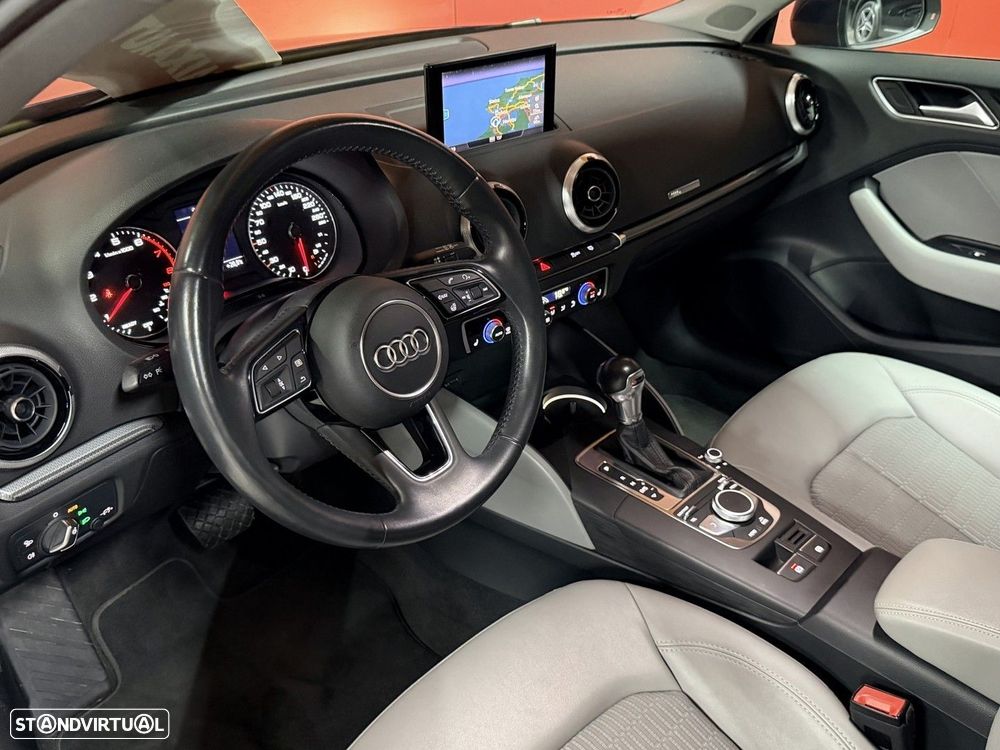 Audi A3 Sportback 1.0 TFSI Design - 6