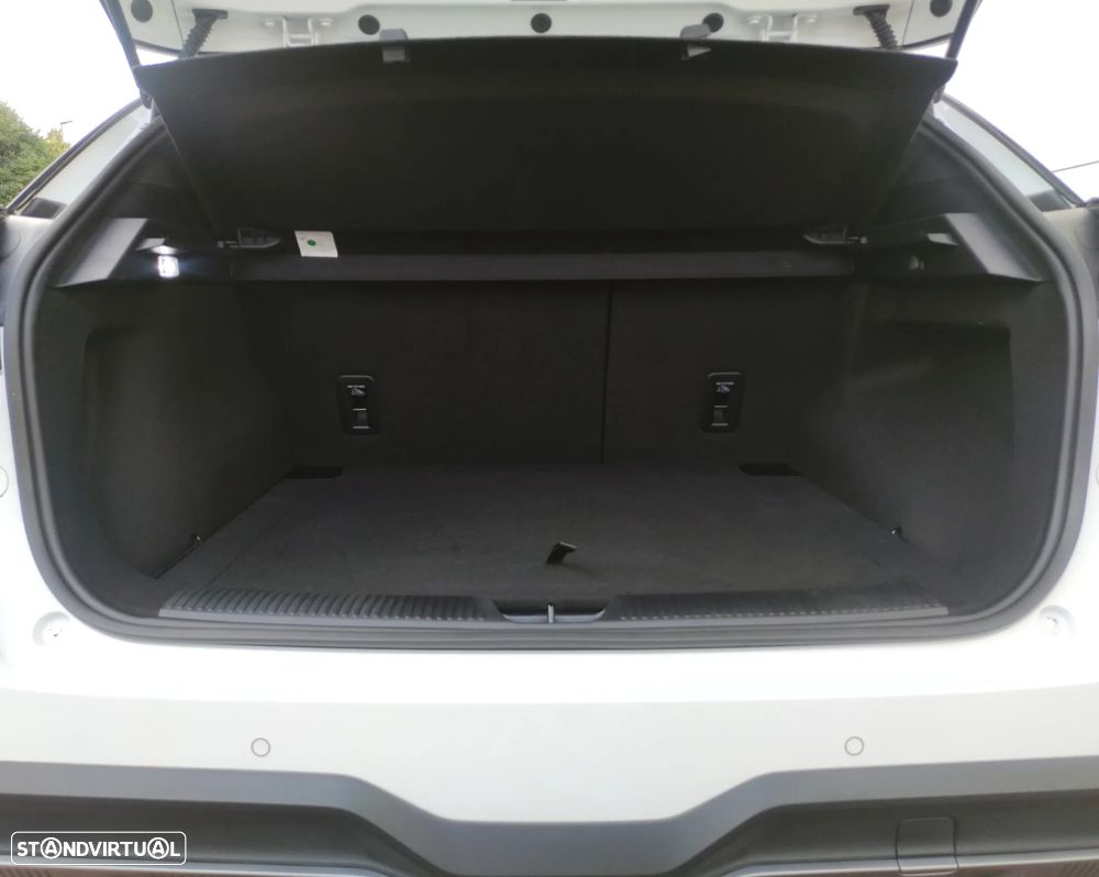 MG MG4 4 Luxury 64 kWh - 33