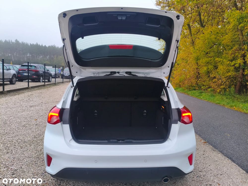 Ford Focus 1.5 EcoBlue Start-Stopp-System TITANIUM X - 18