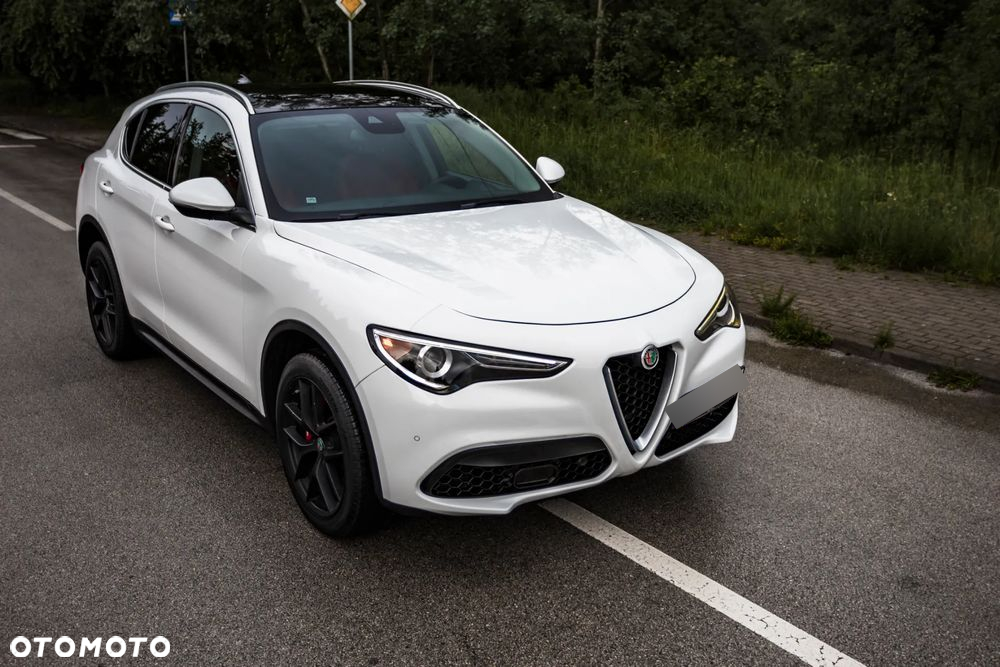 Alfa Romeo Stelvio 2.0 Turbo TI Q4 - 10