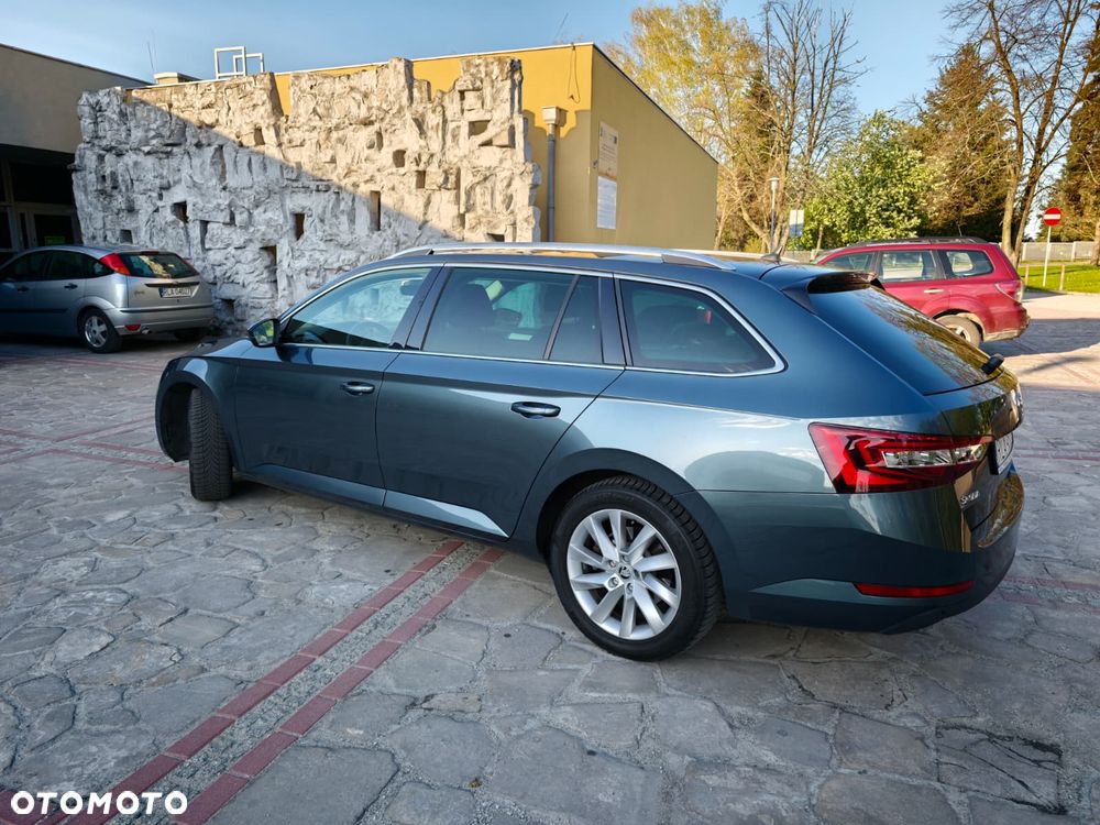 Skoda Superb 2.0 TDI Style - 5