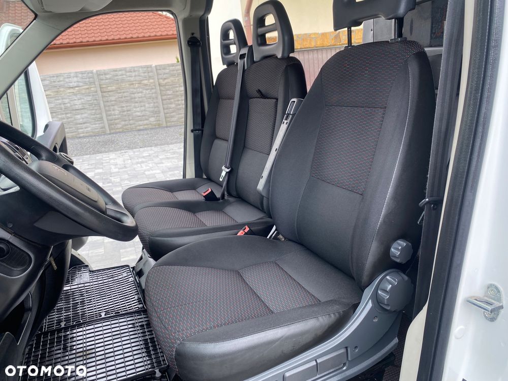 Peugeot BOXER, brygadowy, 7-osobowy, L3H2, zakupiony w salonie w Rzeszowie, bezwypadkowy - 24