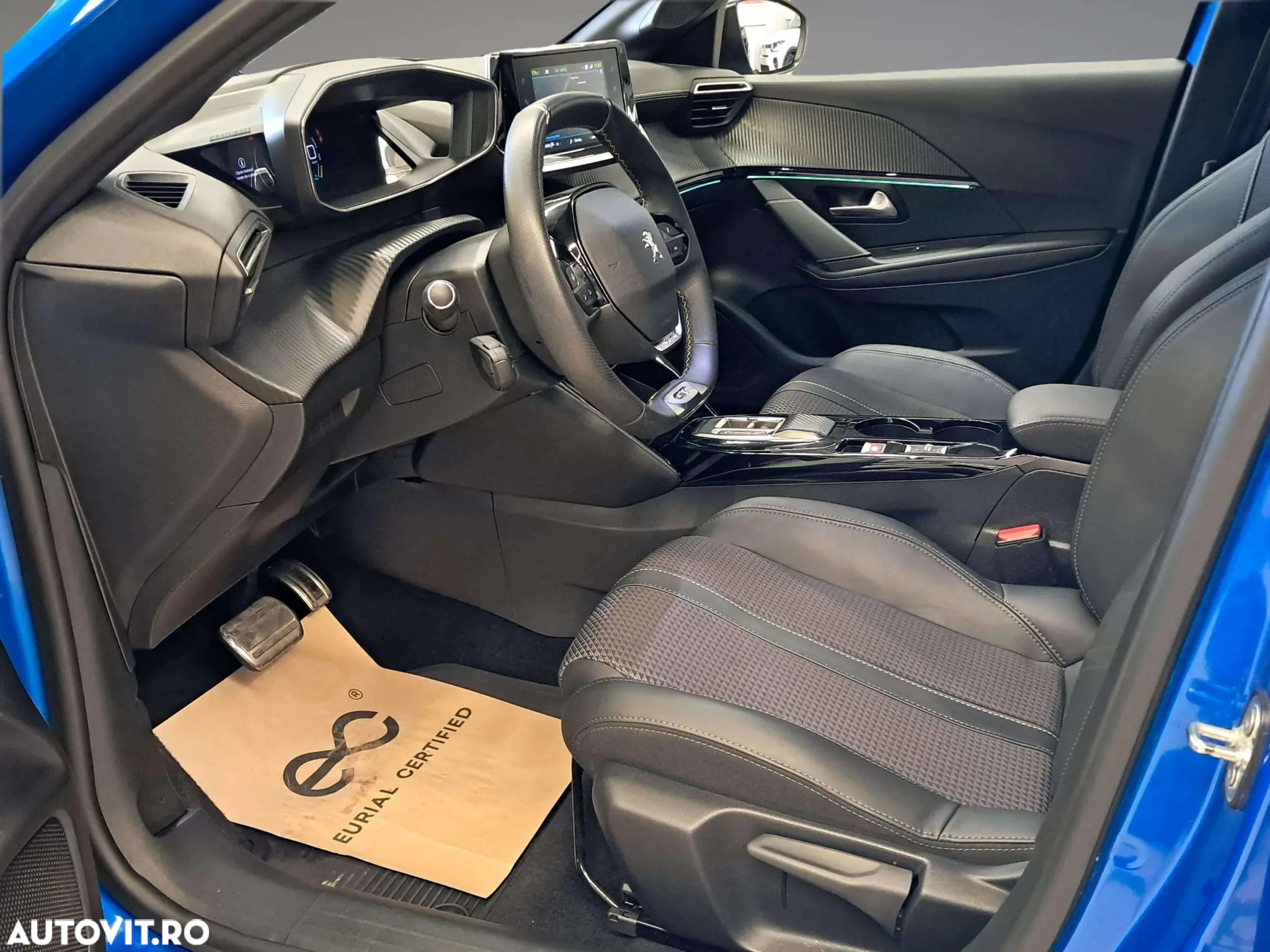 Peugeot 208 e-208 GT - 6