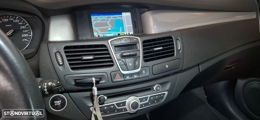 Renault Laguna Break 2.0 dCi Dynamique S 4control - 12