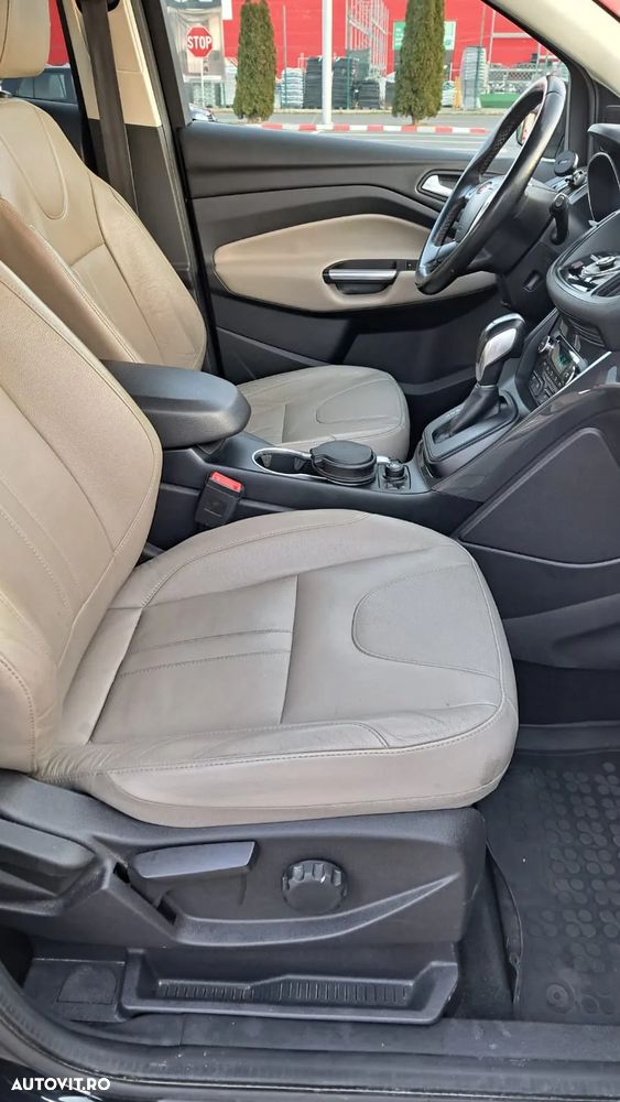 Ford Kuga 2.0 TDCi Powershift 4WD Titanium - 7