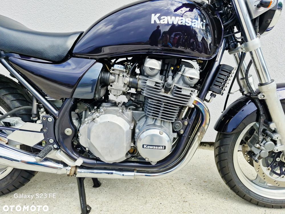 Kawasaki Zephyr - 7