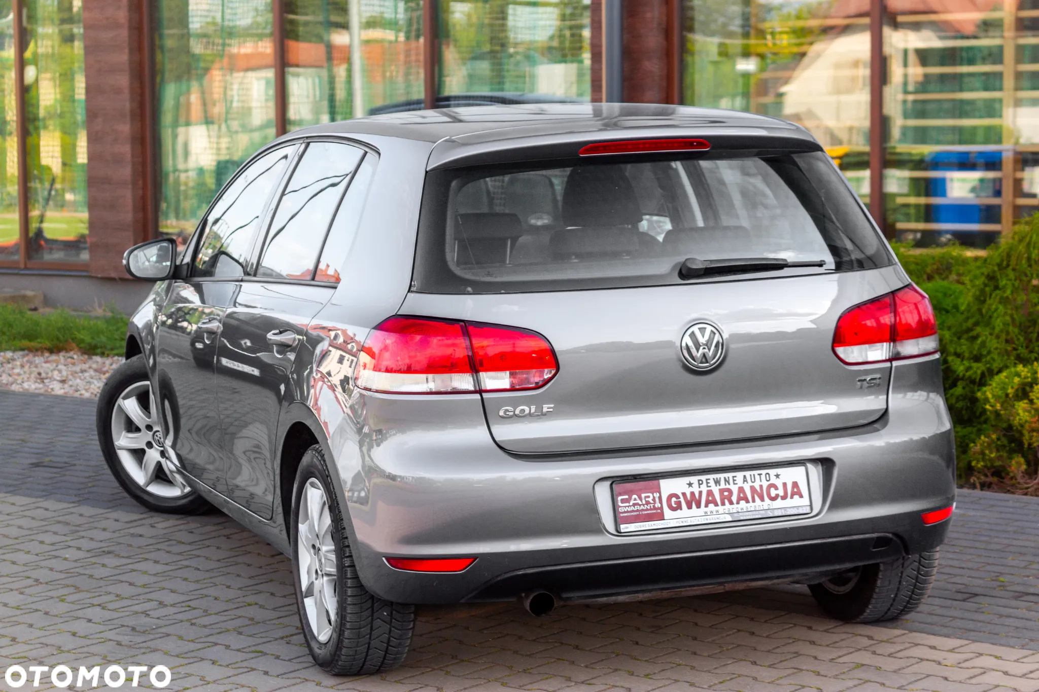 Volkswagen Golf - 8