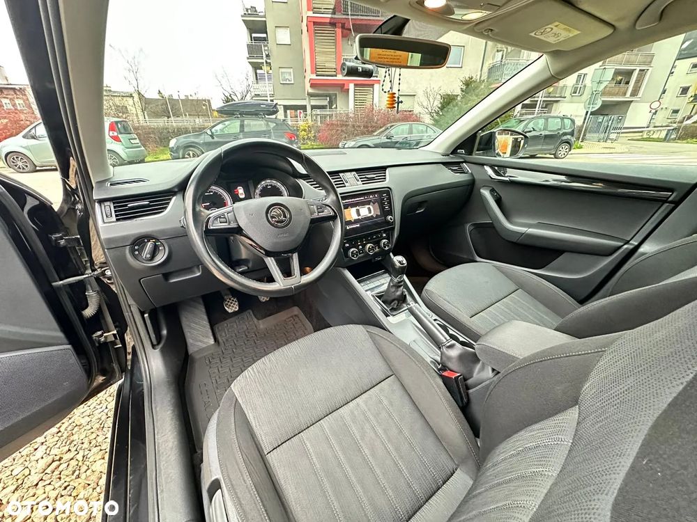 Skoda Octavia 1.6 TDI Style - 5