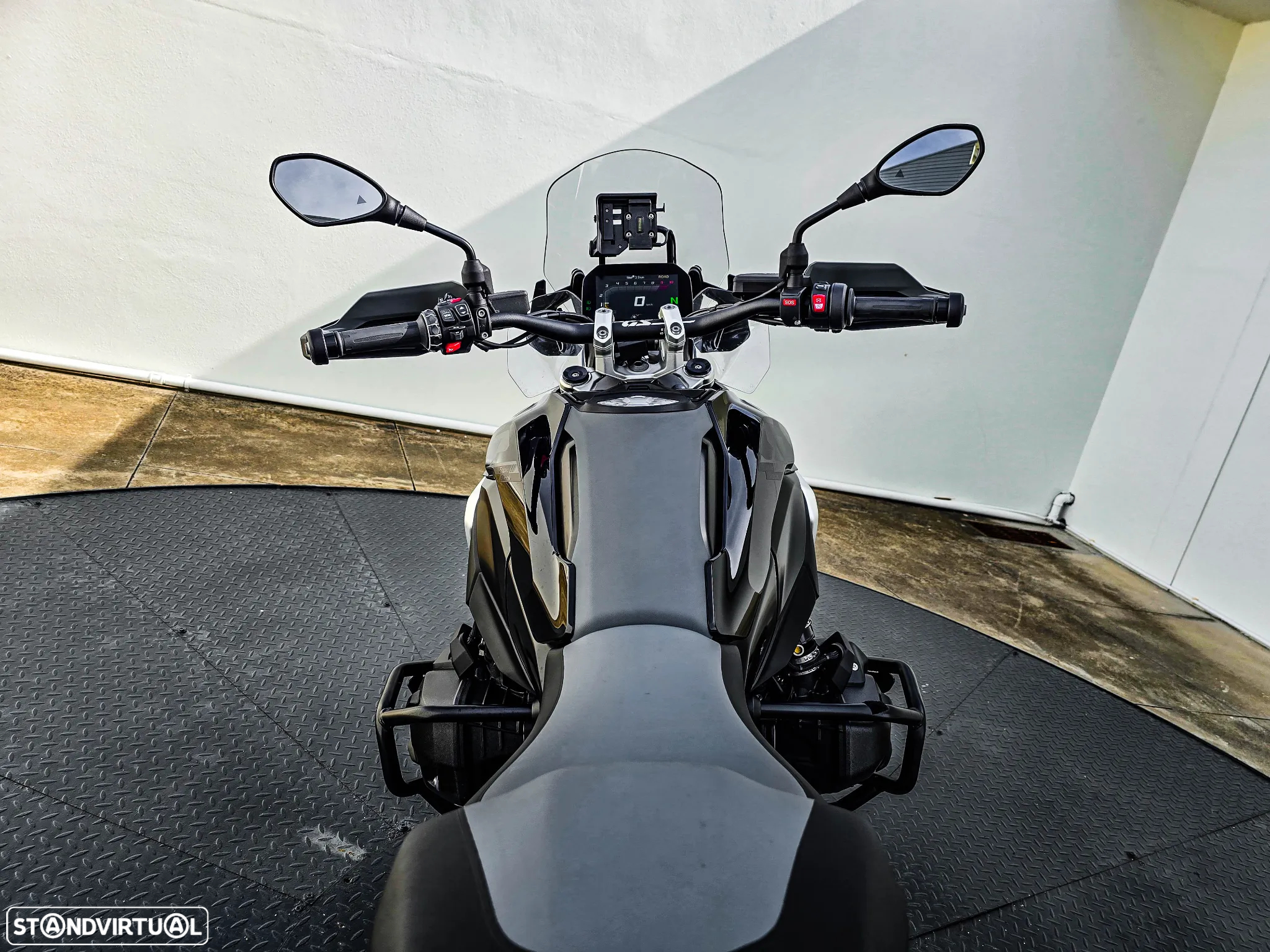 BMW R 1300 GS - 8