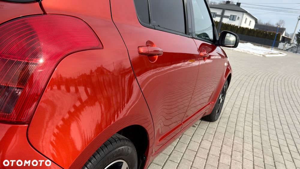 Suzuki Swift 1.3 Limited 25 - 13