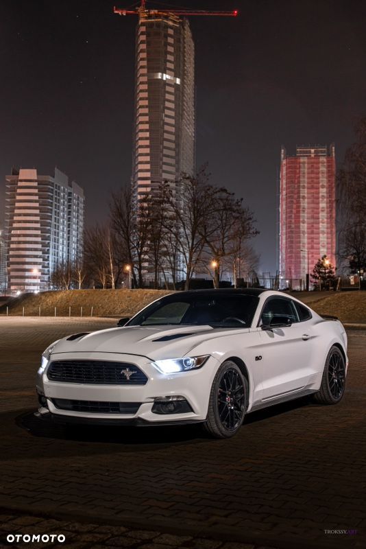 Ford Mustang 5.0 V8 GT - 1