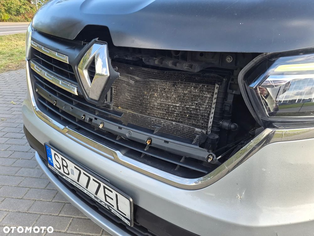 Renault Trafic - 17