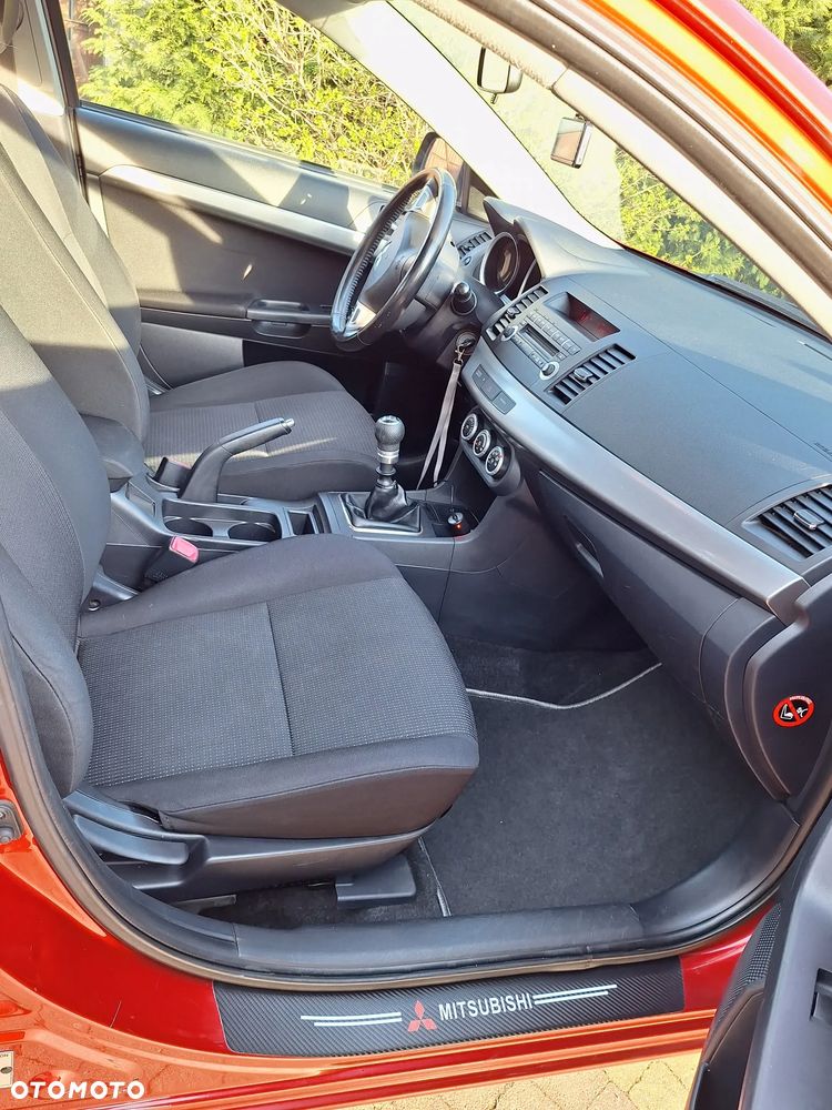 Mitsubishi Lancer 2.0 DI-D Intense - 11