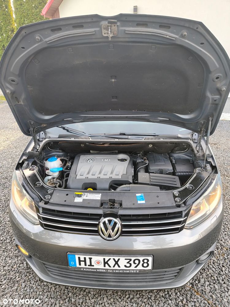 Volkswagen Touran 2.0 TDI DPF STYLE - 28