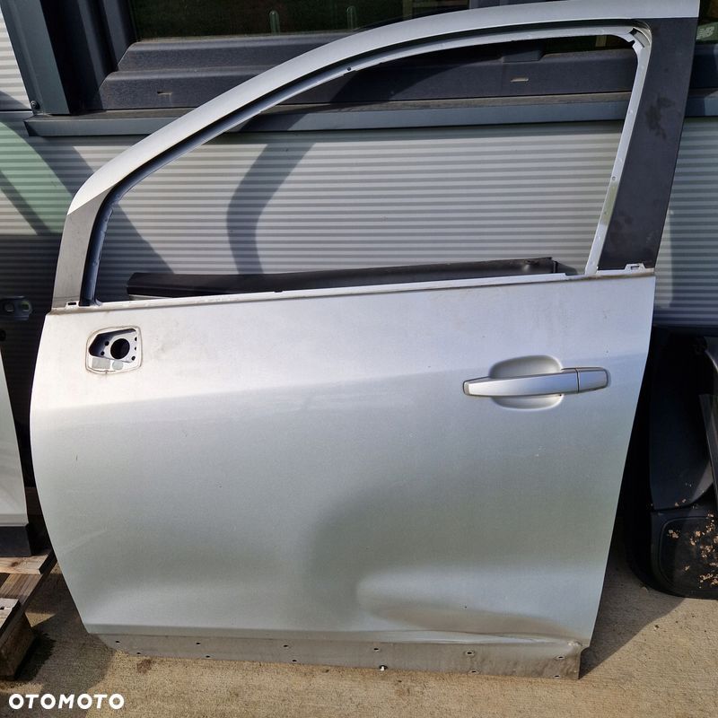 OPEL MOKKA A DRZWI LEWY PRZOD PRZEDNIE Z 176 - 1