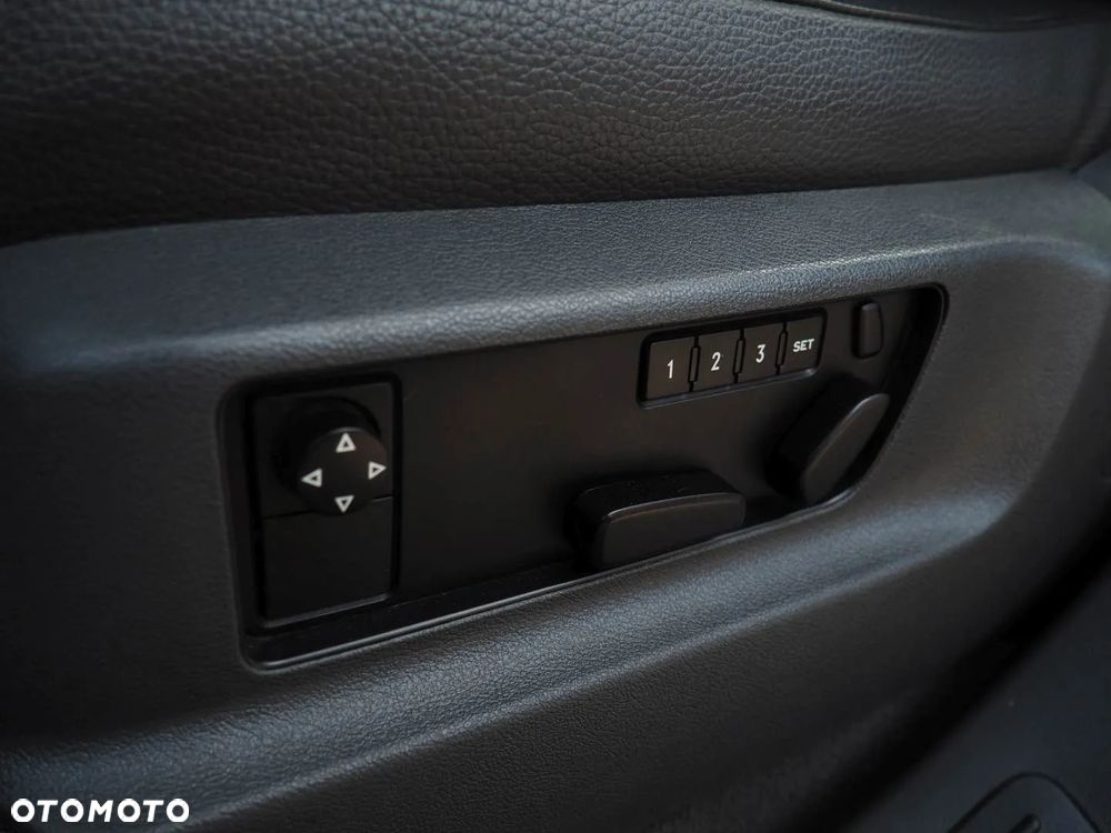 Volkswagen Touareg 3.0 V6 TDI DPF Automatik - 32