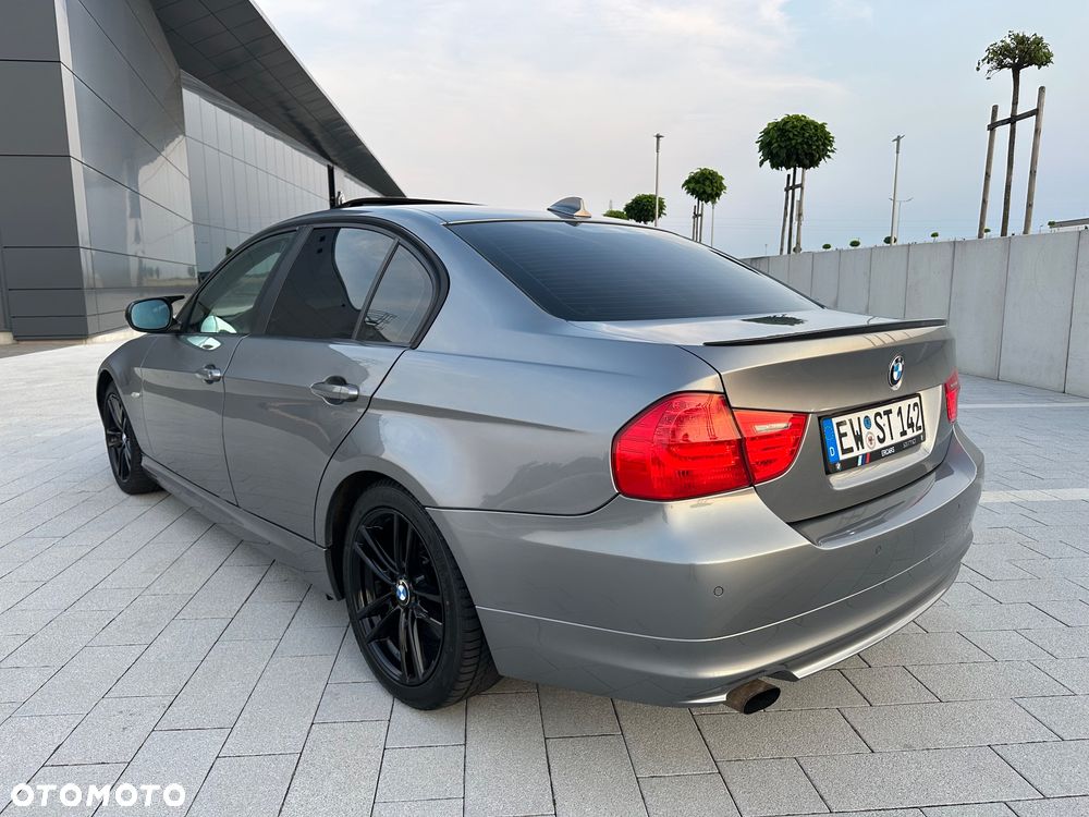 BMW Seria 3 320d Efficient Dynamic Edition Blue Performance Sport Line - 6