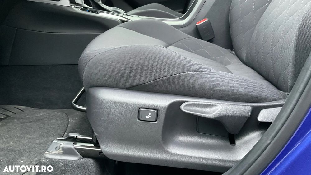 Toyota Corolla Cross 1.8I 2WD Active - 32