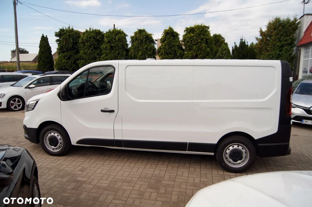 Renault Trafic LONG 58tys.km. przebiegu - 31