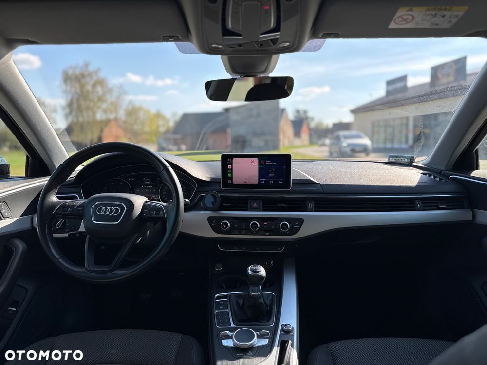 Audi A4 Avant 2.0 TDI - 10