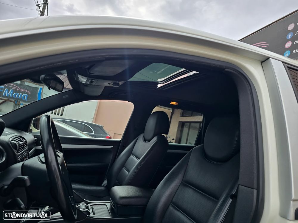 Porsche Cayenne Tiptronic S - 13