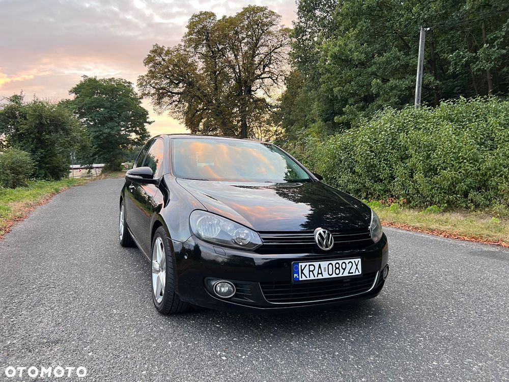 Volkswagen Golf 2.0 TDI DPF Highline - 1
