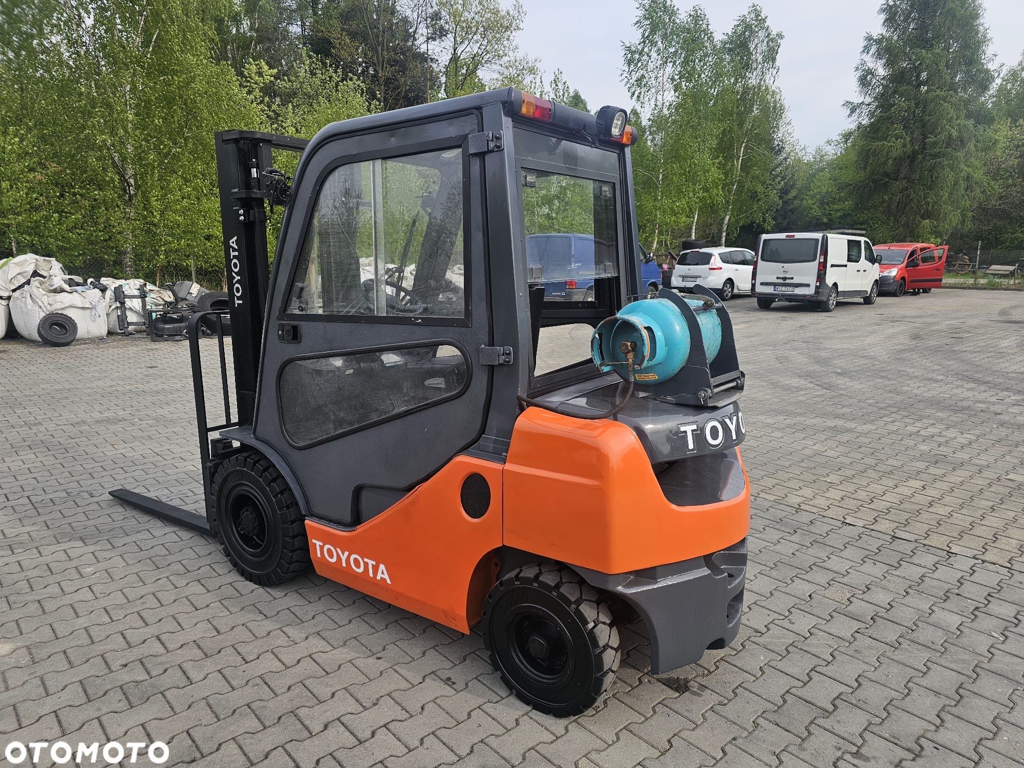 Toyota - 1